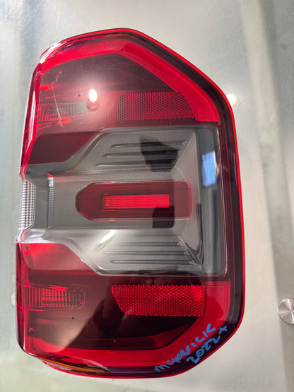 Calavera RH Ford Maverick Lariat 2022-2025 LED