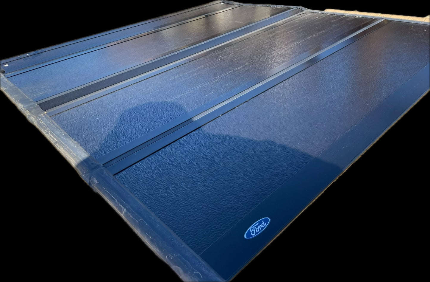 TAPA TRIFOLD RÍGIDA FORD MAVERICK 2022+